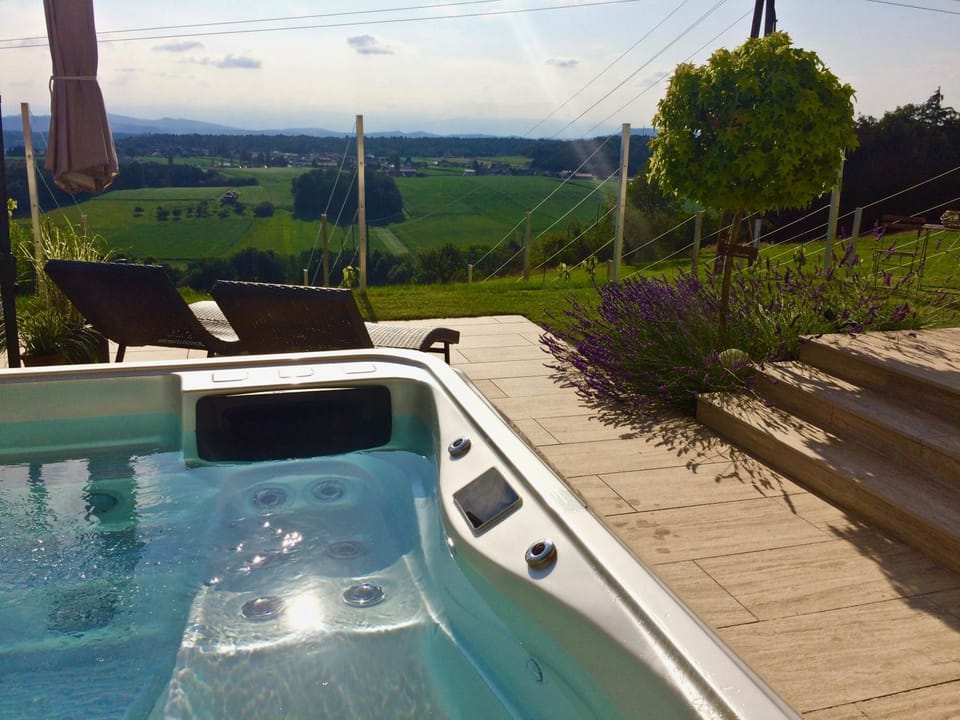 Balcony/Terrace, Pool view, Swimming pool
