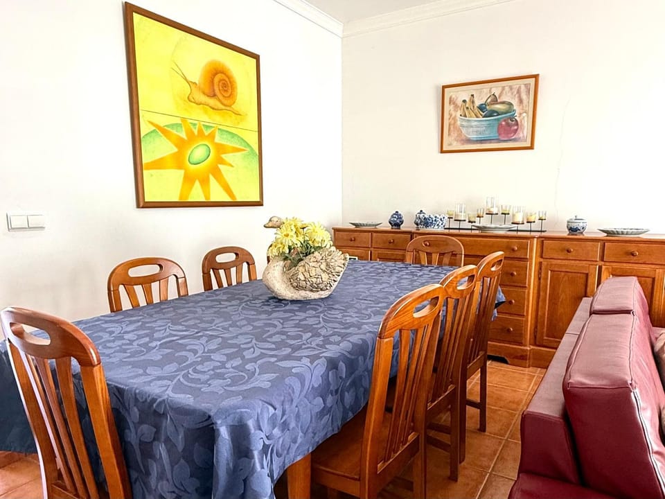 Casa do Cisne House in Madeira District