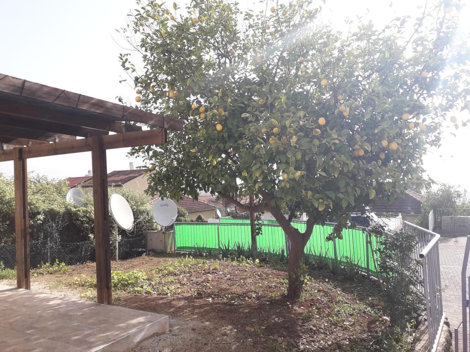 Savyon Apartment in Galilee Vacation rental in North District