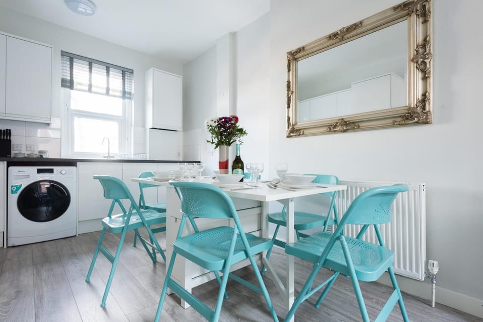 The Euston St Pancras Apartments Apartment in London Borough of Islington