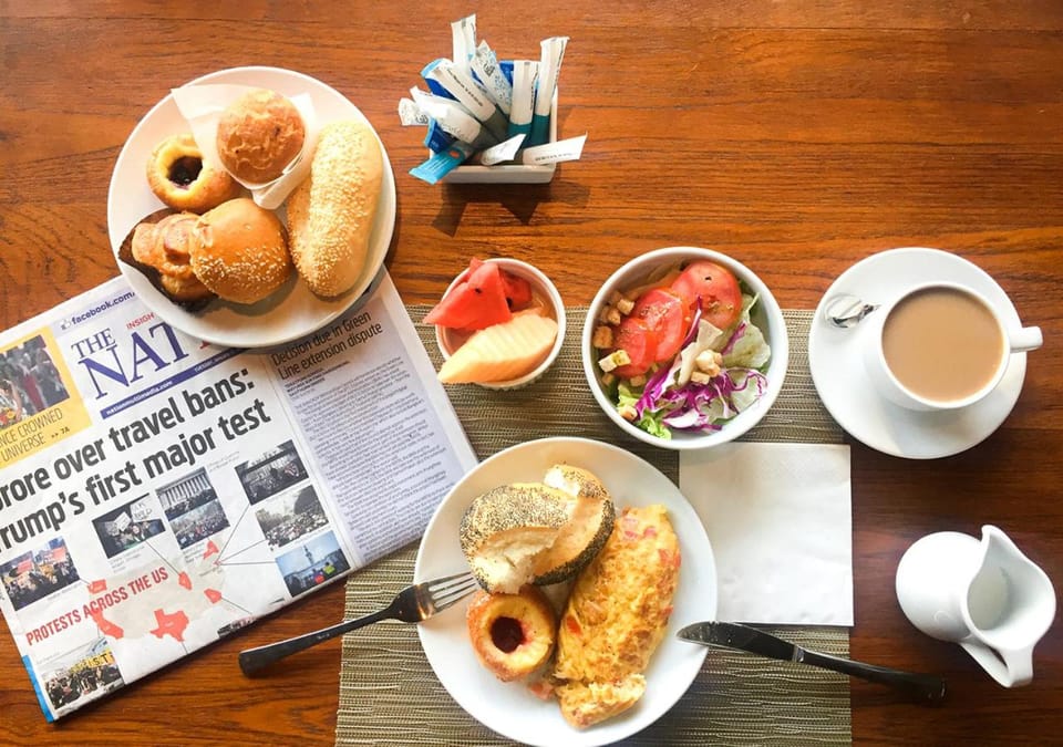 Restaurant/places to eat, Food and drinks, Breakfast