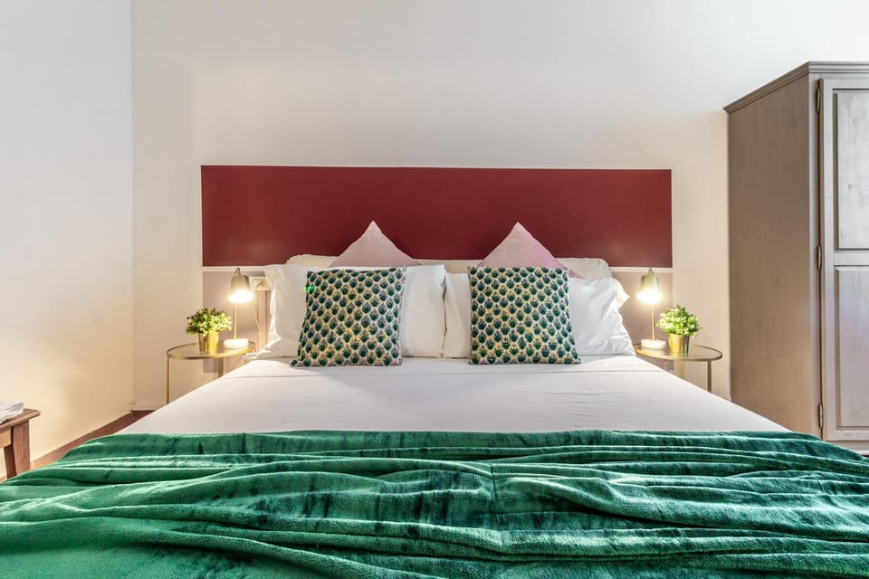 Bed, Bedroom