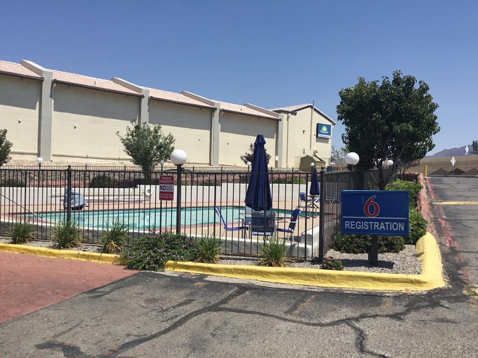 Pool view, Swimming pool