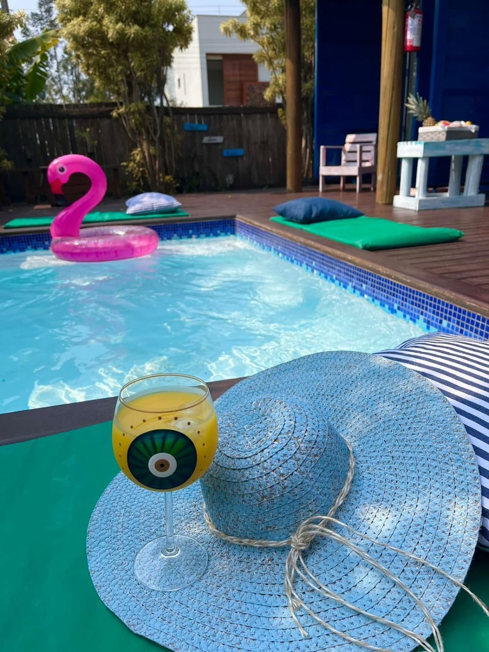 Day, Pool view, Swimming pool, sunbed