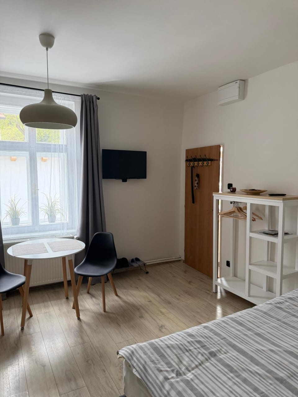 Dining area, Bedroom
