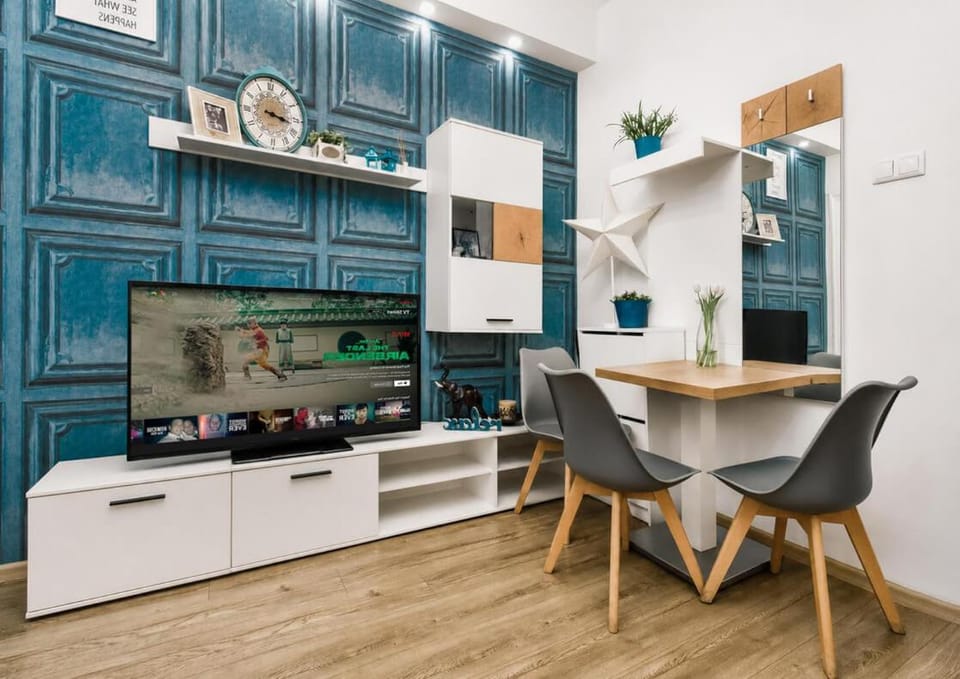 TV and multimedia, Living room