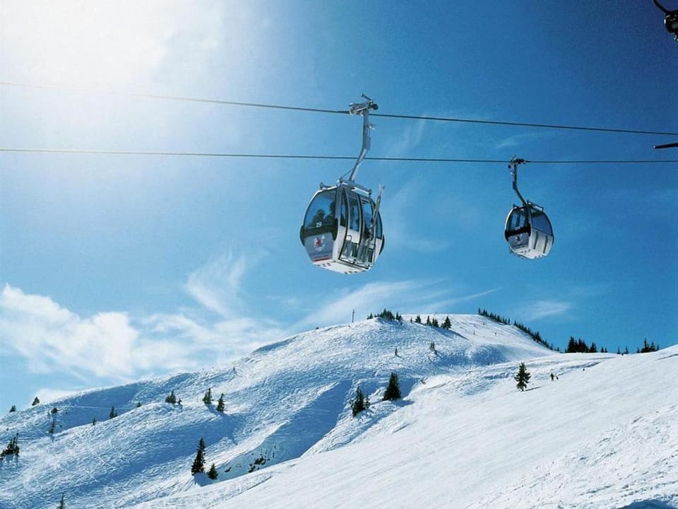 Winter, Skiing