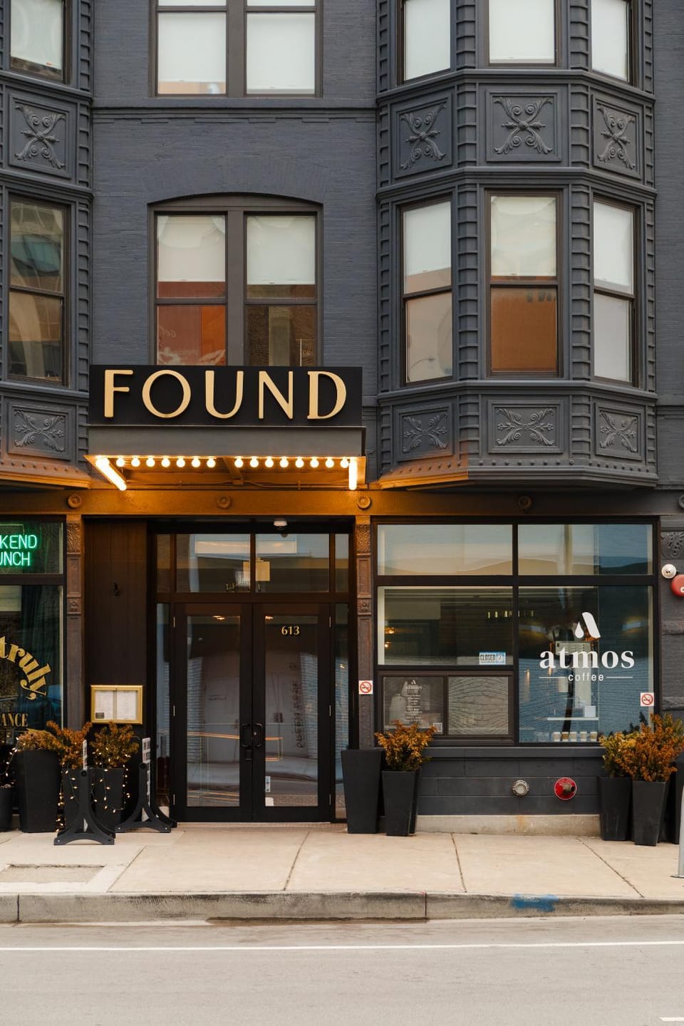 Property building, Facade/entrance, Property logo or sign, Logo/Certificate/Sign