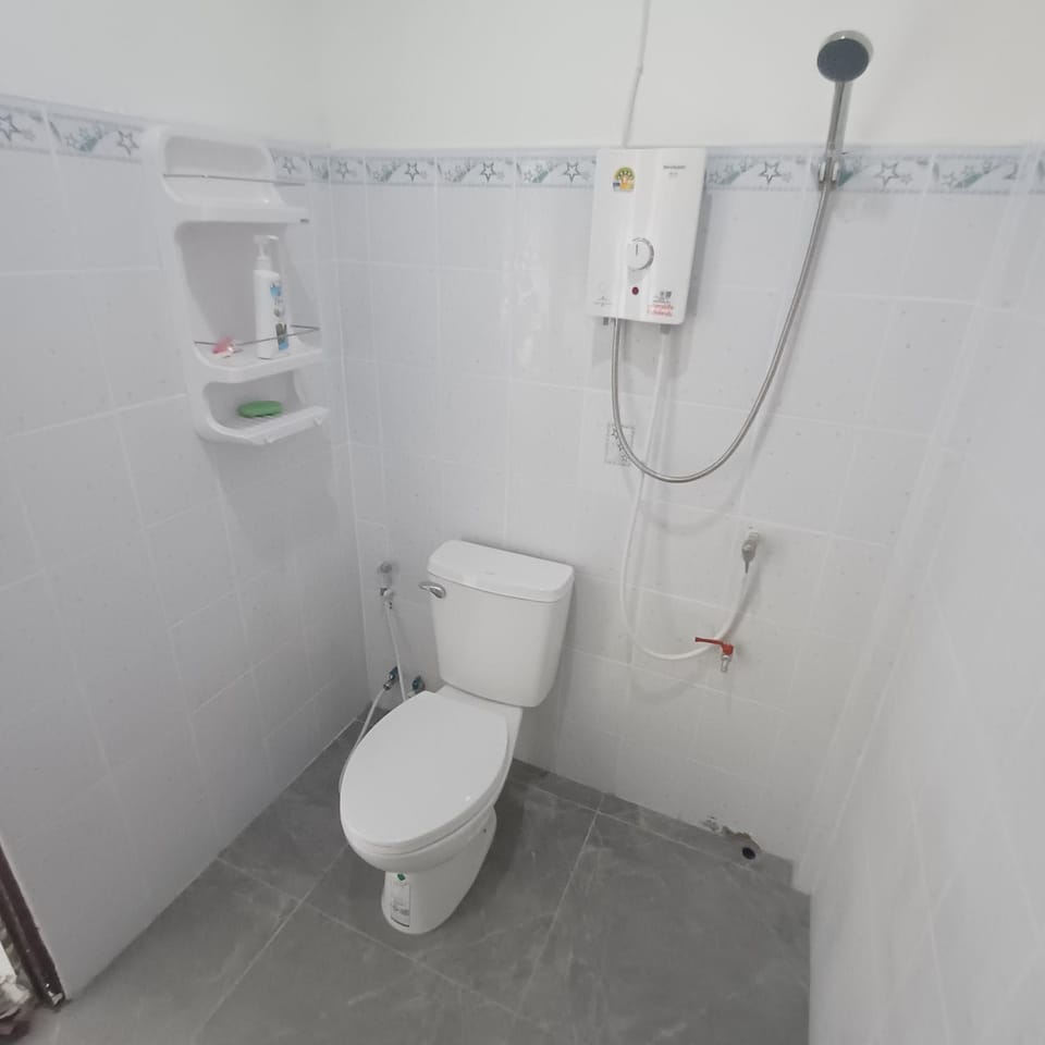 P & T Guesthouse Hostel in Ko Samui