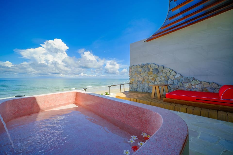 Balcony/Terrace, Sea view, Swimming pool