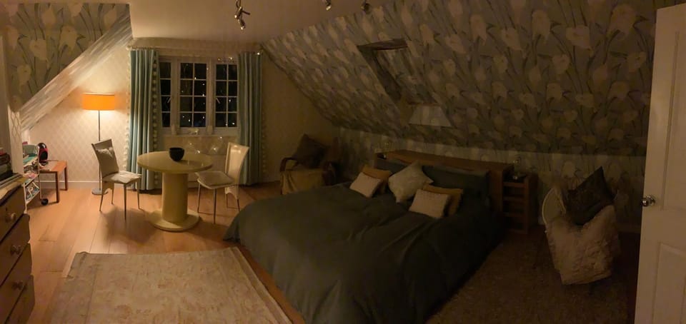Hurstbourne Bed and Breakfast in Camberley