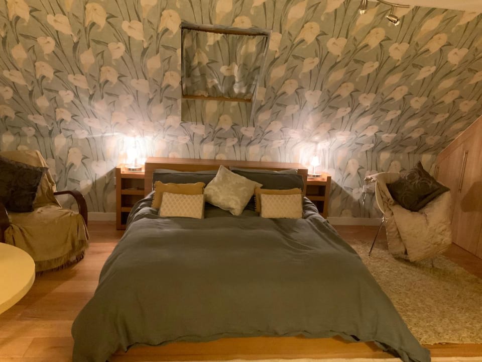 Hurstbourne Bed and Breakfast in Camberley