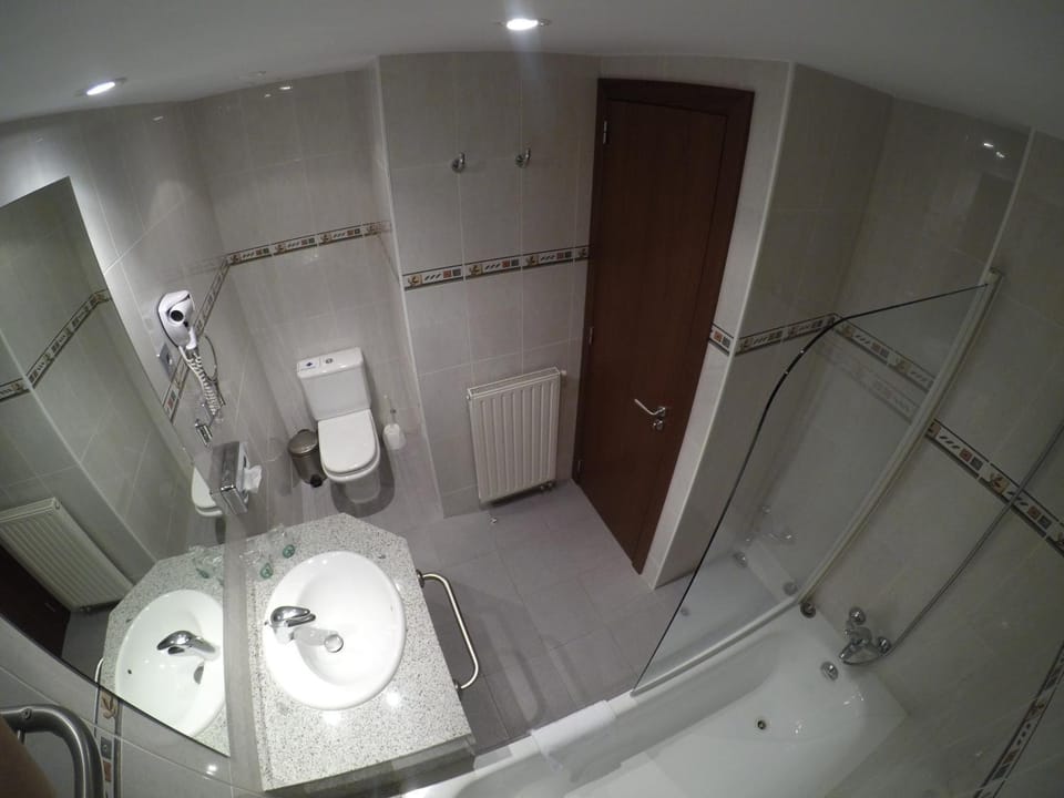 Toilet, Bathroom