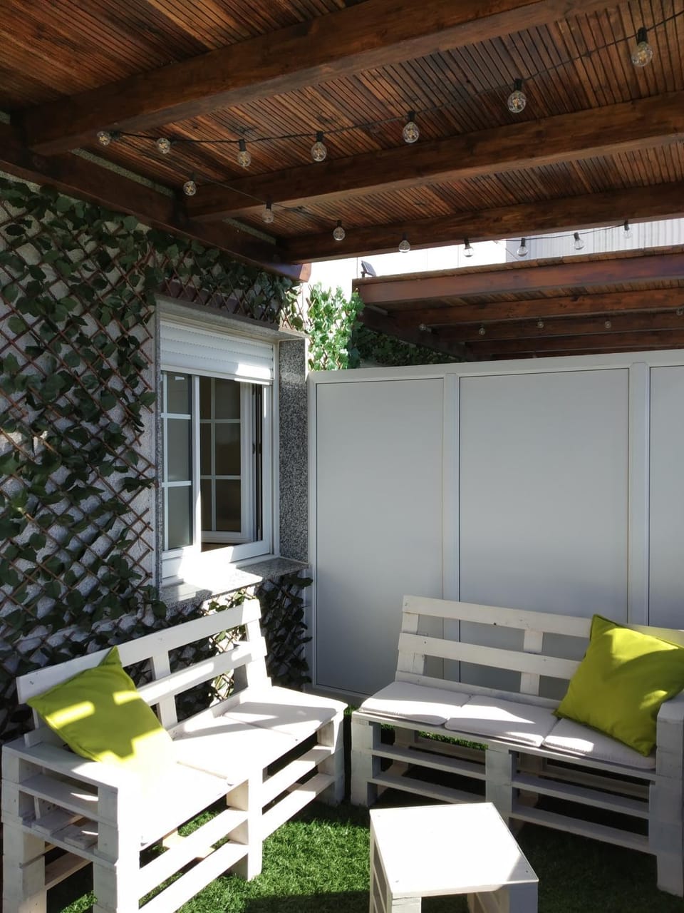 Property building, Balcony/Terrace