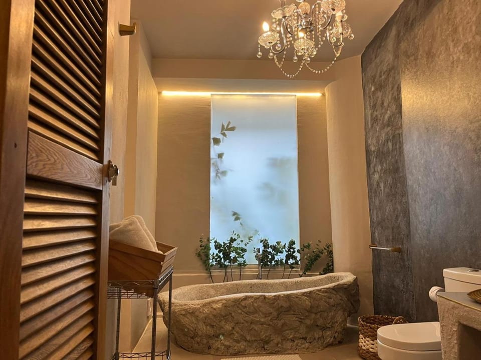 Bathroom, Bath