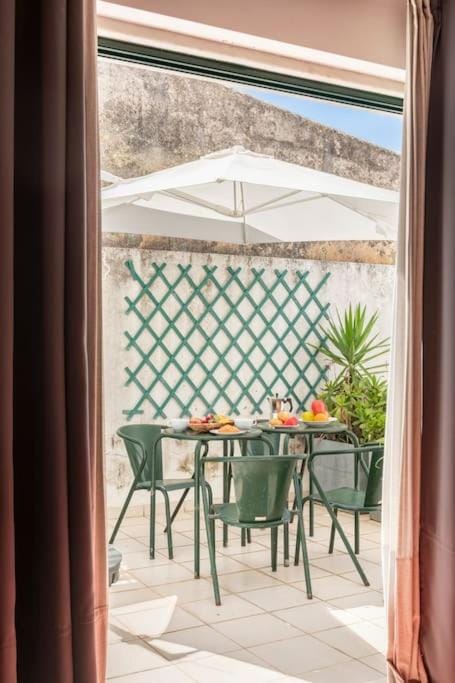 Day, Balcony/Terrace, Seating area