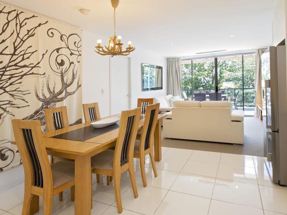 The Edge 5 - Modern 2BR Apartment l WiFi l Lrg Balcony House in Jindabyne