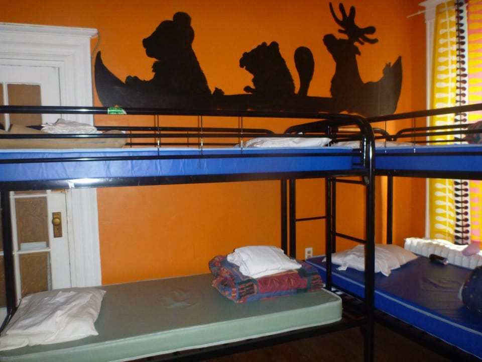 Auberge Jeunesse La Belle Planete Backpackers Hostel Hostel in Quebec City
