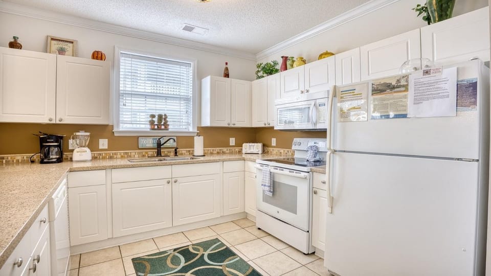 325 River Crossing Condo Apartment in North Myrtle Beach
