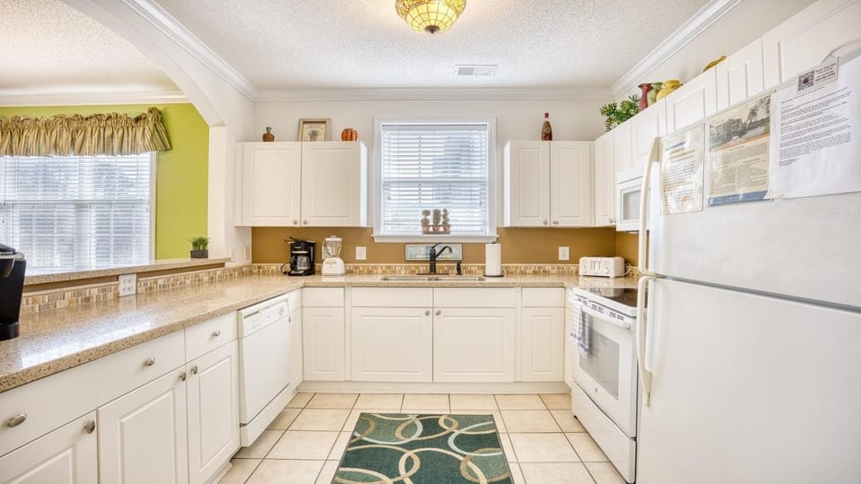 325 River Crossing Condo Apartment in North Myrtle Beach