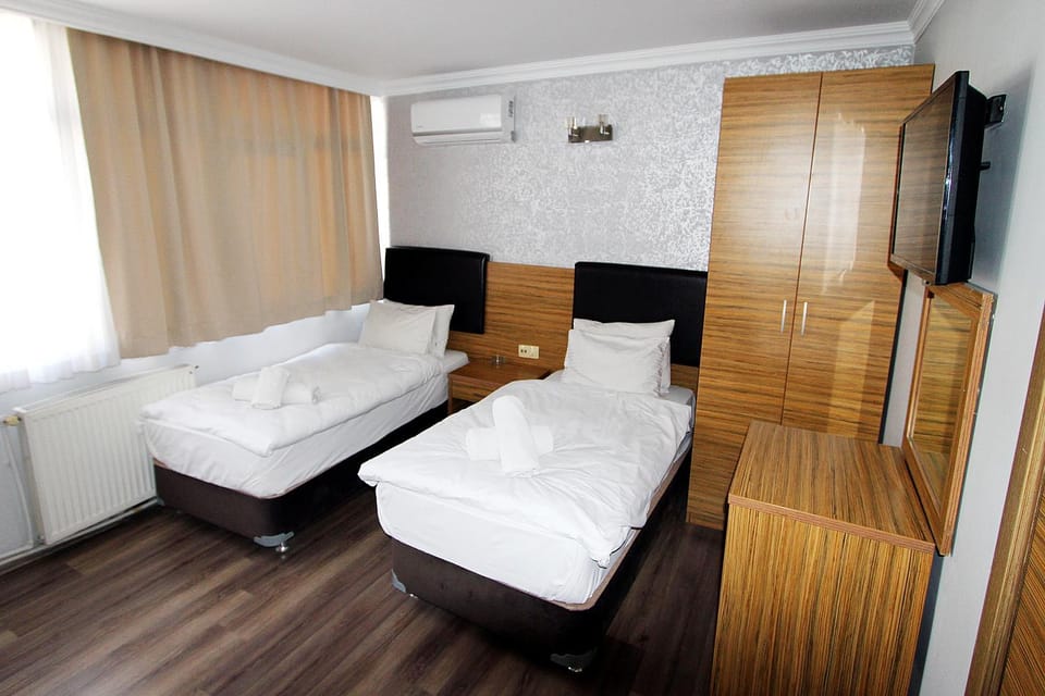 Lyon Hotel İstanbul Hotel in Istanbul