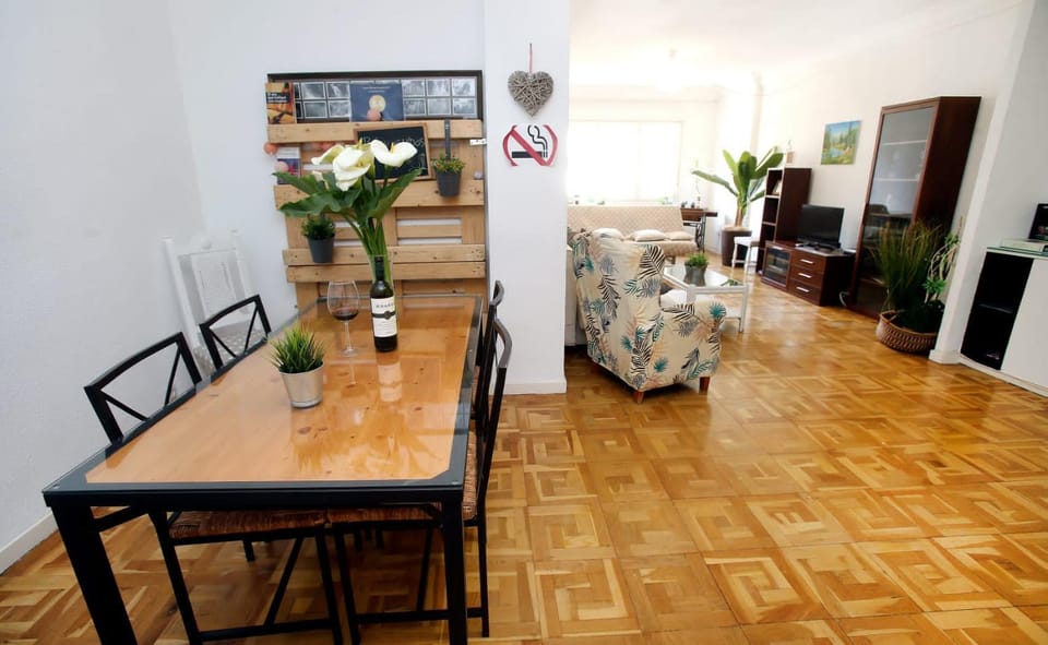 Lounge or bar