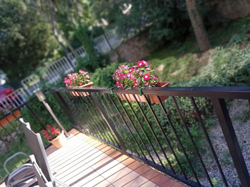 Pergola Panzió Bed and Breakfast in Balatonszárszó