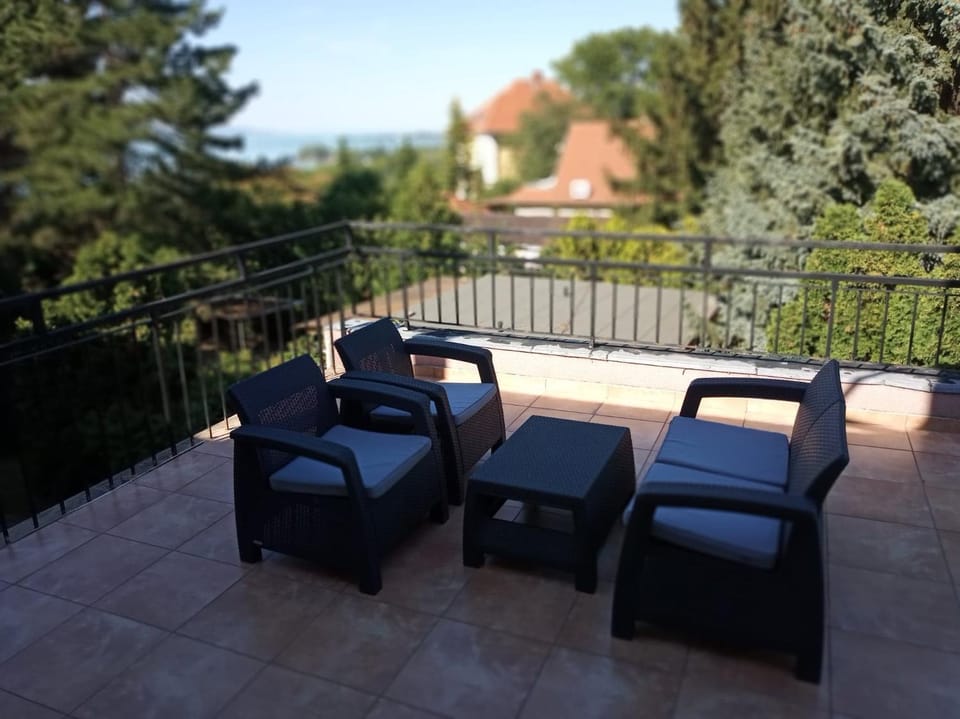 Patio, Balcony/Terrace