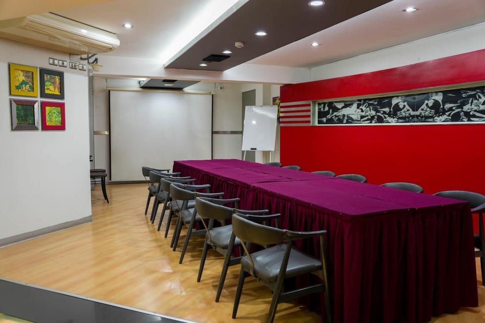 Meeting/conference room