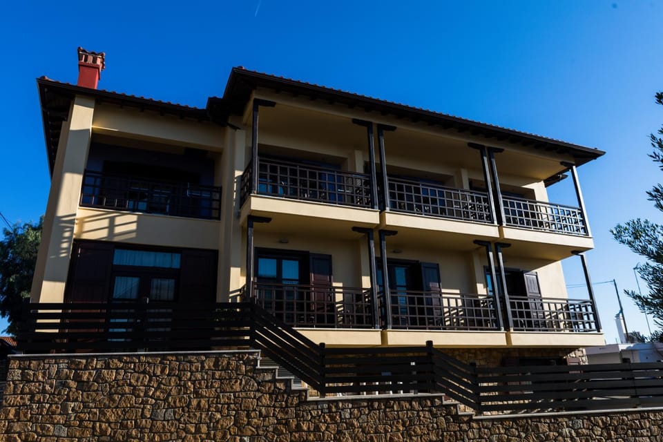 Property building, Balcony/Terrace