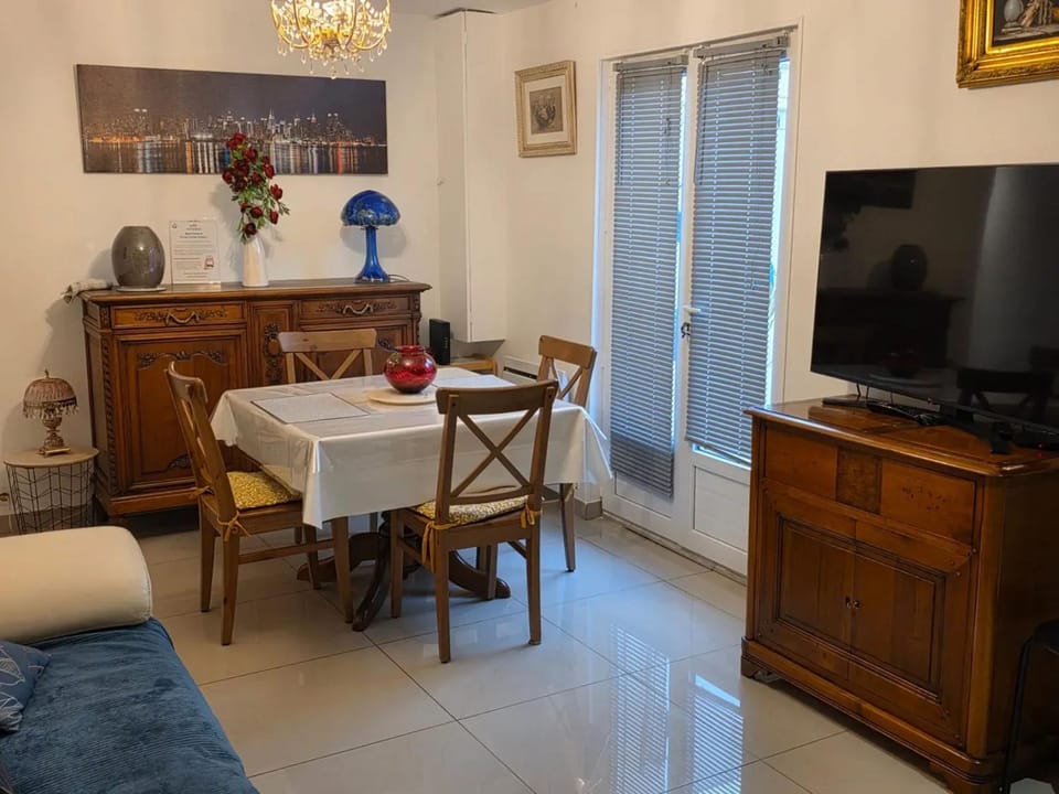 Appartement moderne à Paray-Vieille-Poste, 50m², avec terrasse Apartment in Île-de-France