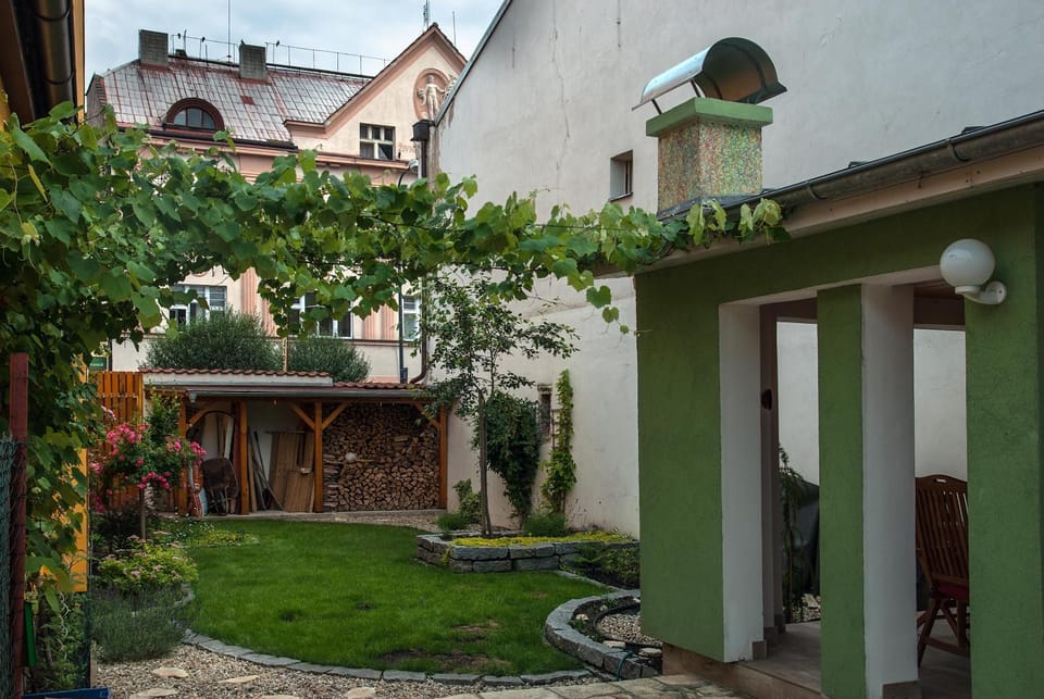 Garden, Balcony/Terrace