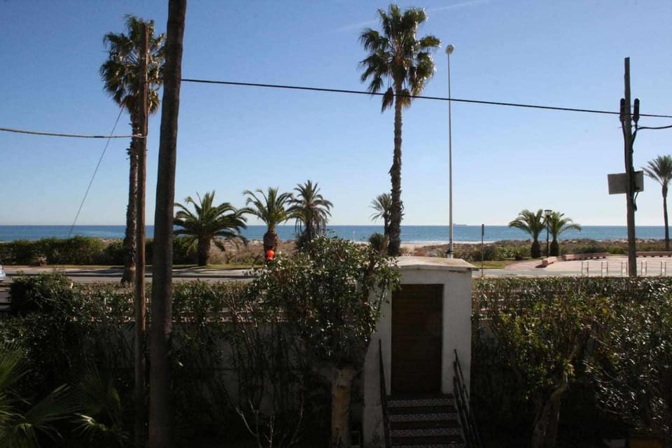 MINVA APARTAMENTO JUNTO AL MAR Apartment in Valencian Community