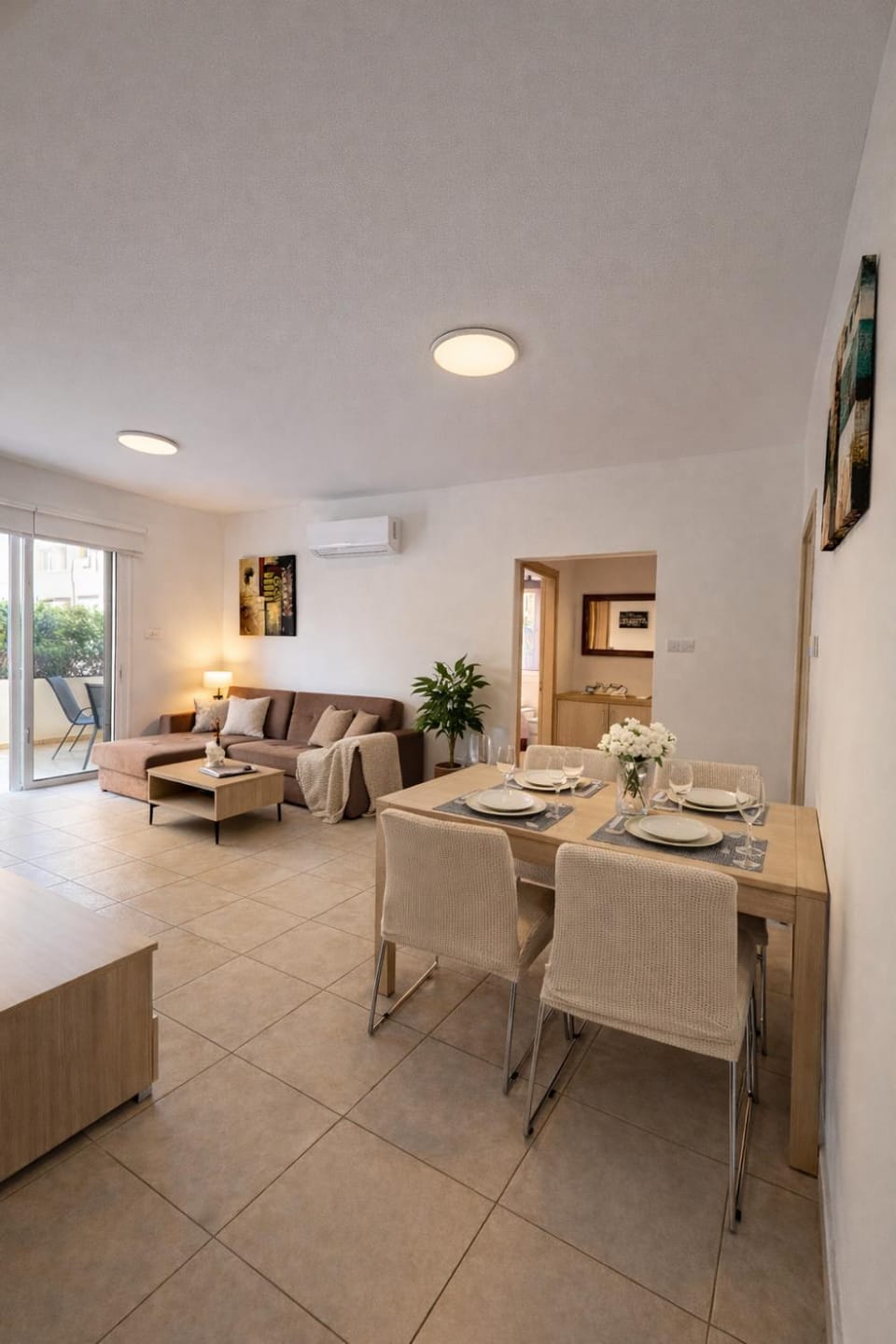 Photo of the whole room