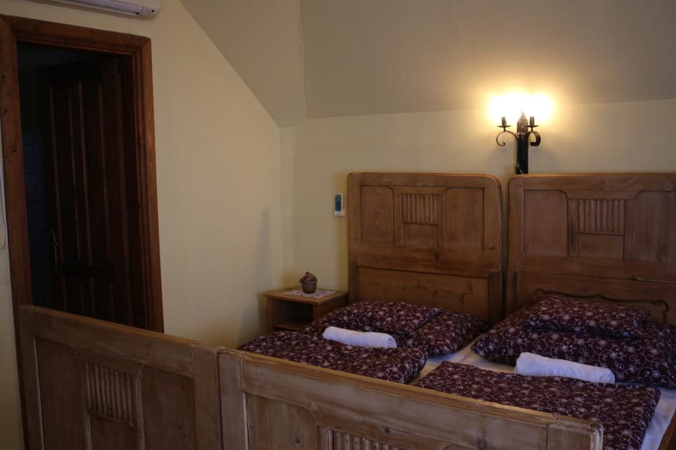 Vitényi Pince Vendégház Bed and Breakfast in Hungary