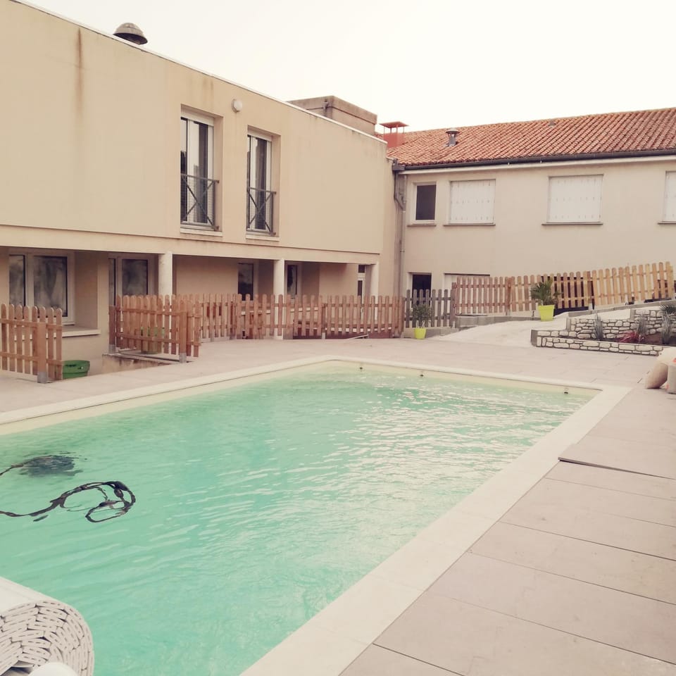 Property building, Swimming pool