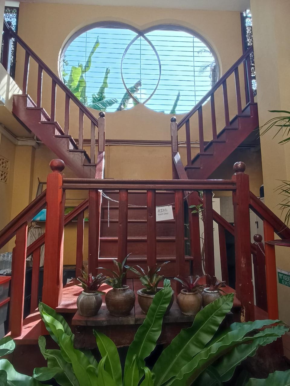 Property building, Day, Inner courtyard view