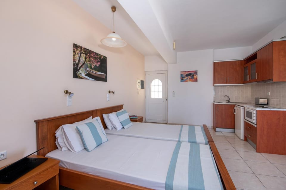 Bed, Kitchen or kitchenette, pet friendly