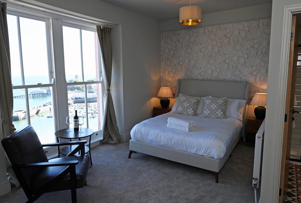 Royal Lion Hotel Hotel in Wales