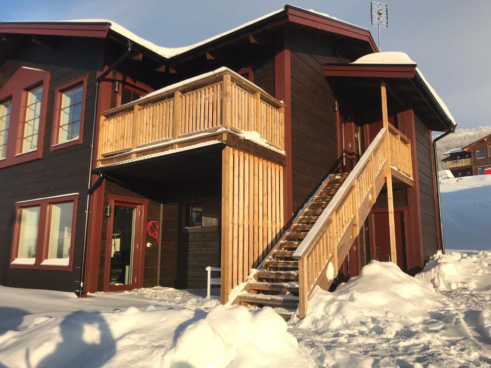 Property building, Winter