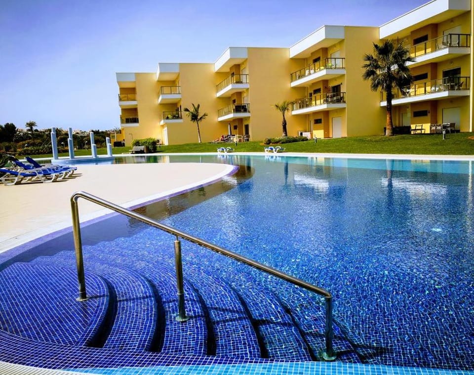 Albufeira Marina Gold Apartment in Guia