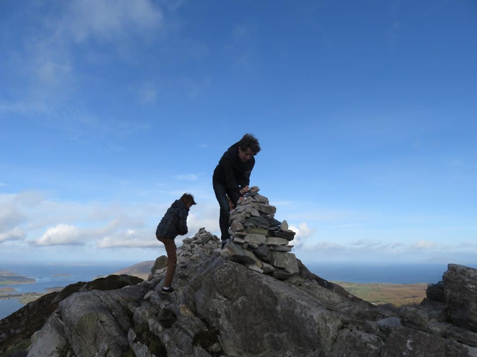 Nearby landmark, Natural landscape, Hiking, Mountain view