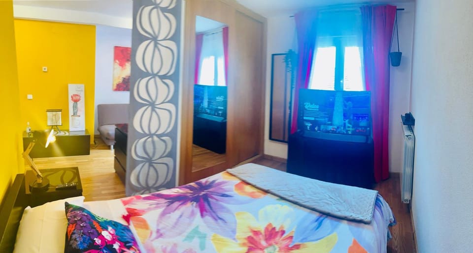 Photo of the whole room
