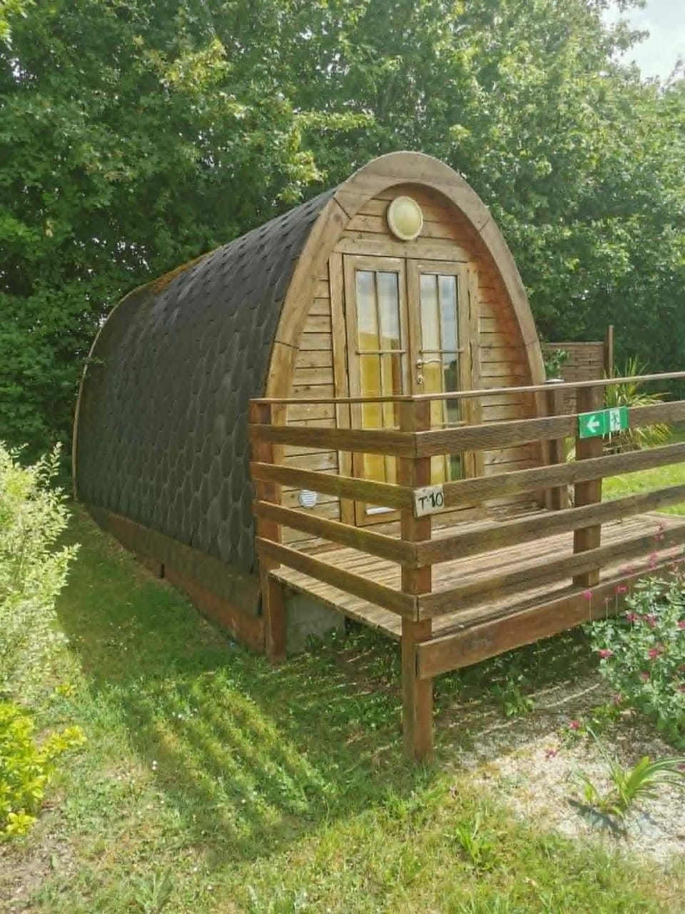 Camping du Pontis Campground/ 
RV Resort in Nouvelle-Aquitaine