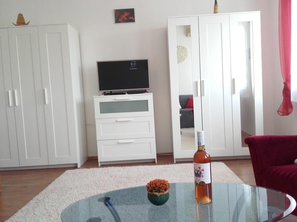 Éger Apartman Apartment in Slovakia