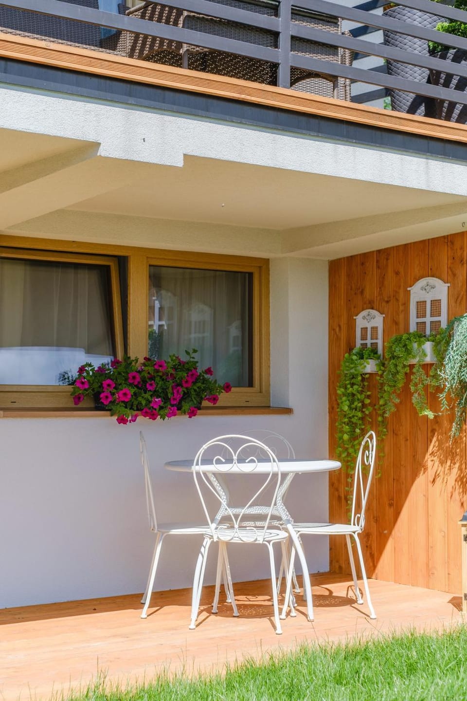 Property building, Patio, Facade/entrance, Spring, Day, View (from property/room), Balcony/Terrace