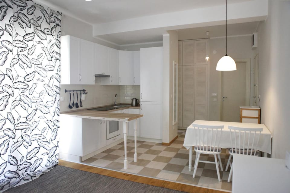 Kitchen or kitchenette, Living room, Seating area
