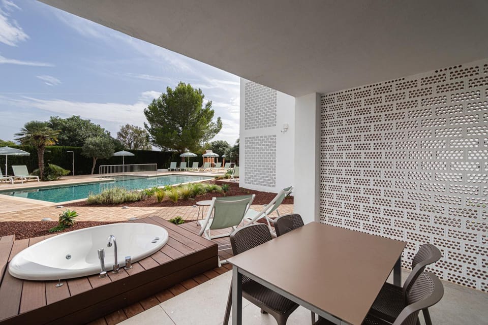 Hot Tub, Balcony/Terrace