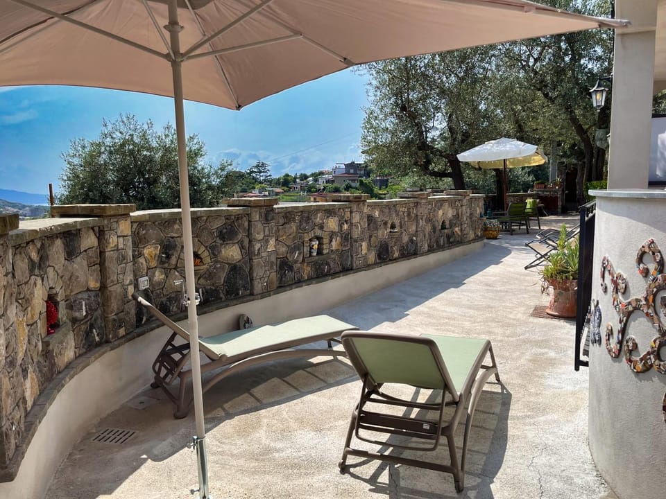 Patio, Garden, Balcony/Terrace, Sea view, sunbed