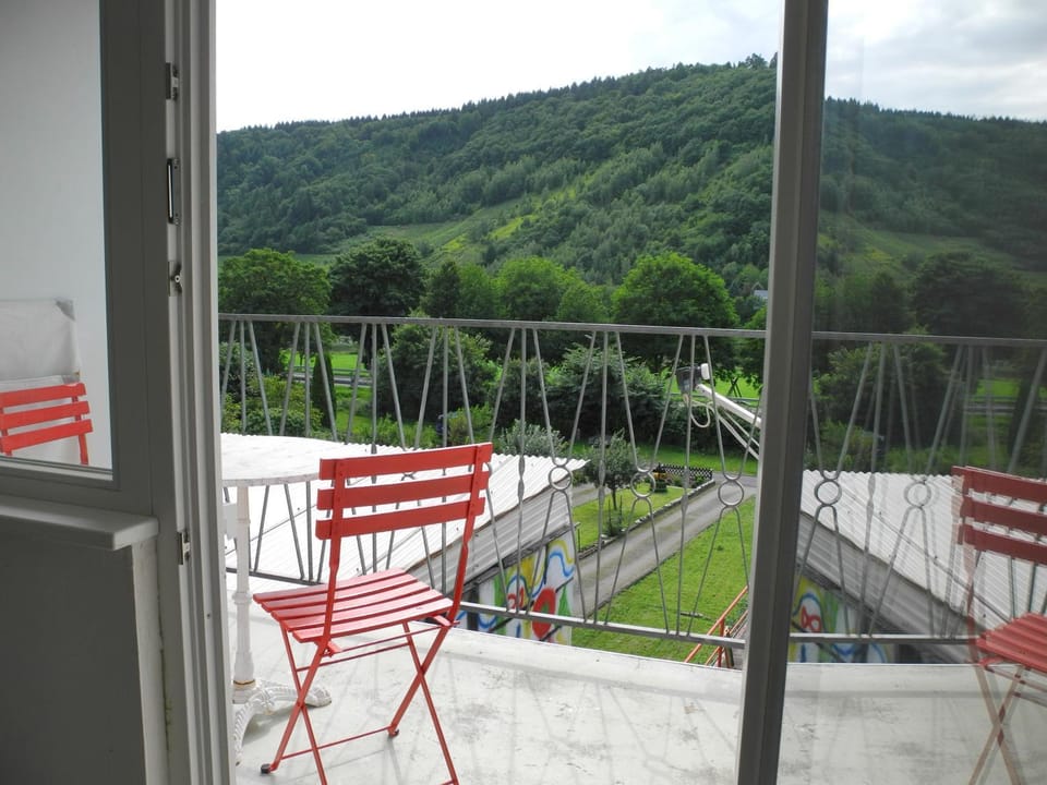 Decorative detail, River view